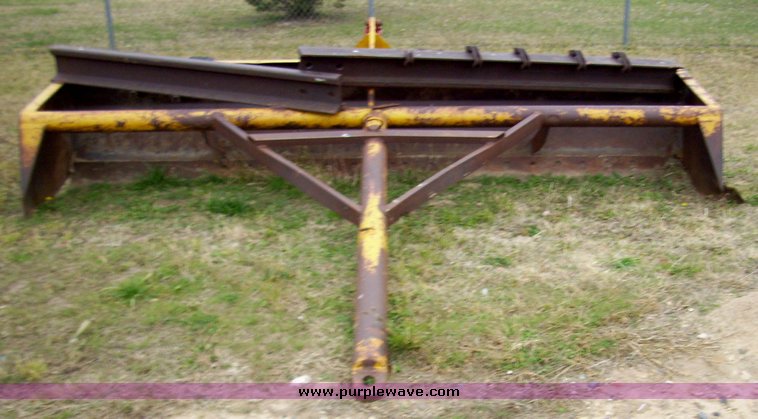 image for item 4092 12' box scraper