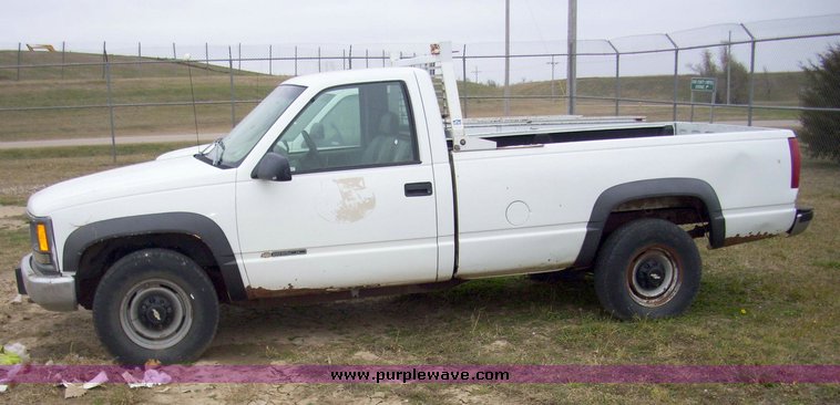 image for item 4093 1998 Chevrolet K2500