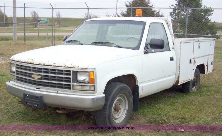image for item 4094 1990 Chevrolet C2500