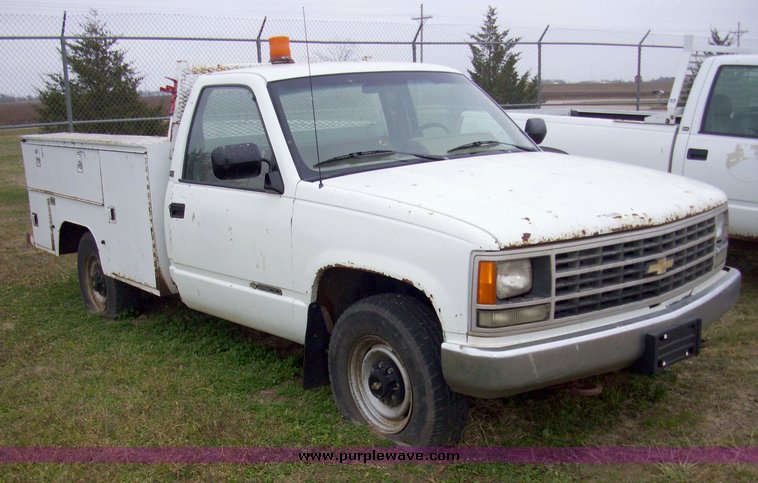 image for item 4094 1990 Chevrolet C2500