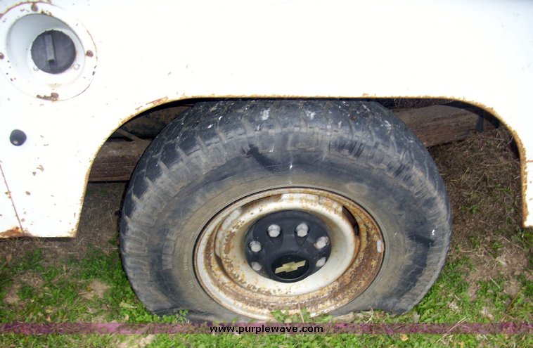 image for item 4094 1990 Chevrolet C2500