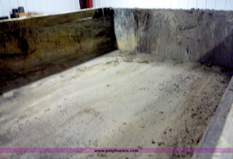 image for item 5078 1996 Ford Conventional LN8000F dump truck