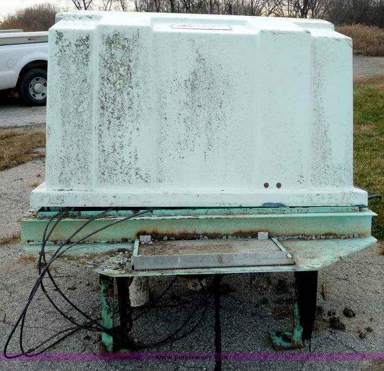 image for item 5079 Smith & Loveless pump station