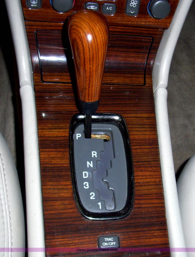 image for item 5084 1998 Cadillac Seville SLS