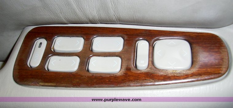 image for item 5084 1998 Cadillac Seville SLS