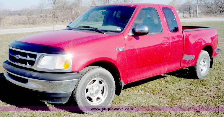 image for item 5099 1997 Ford F-150 XLT