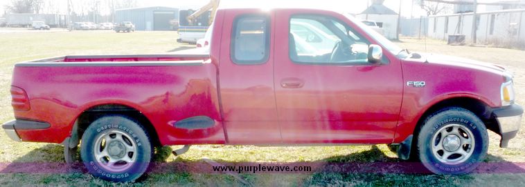 image for item 5099 1997 Ford F-150 XLT