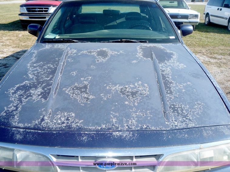 image for item 5100 1995 Ford Crown Victoria Police Interceptor