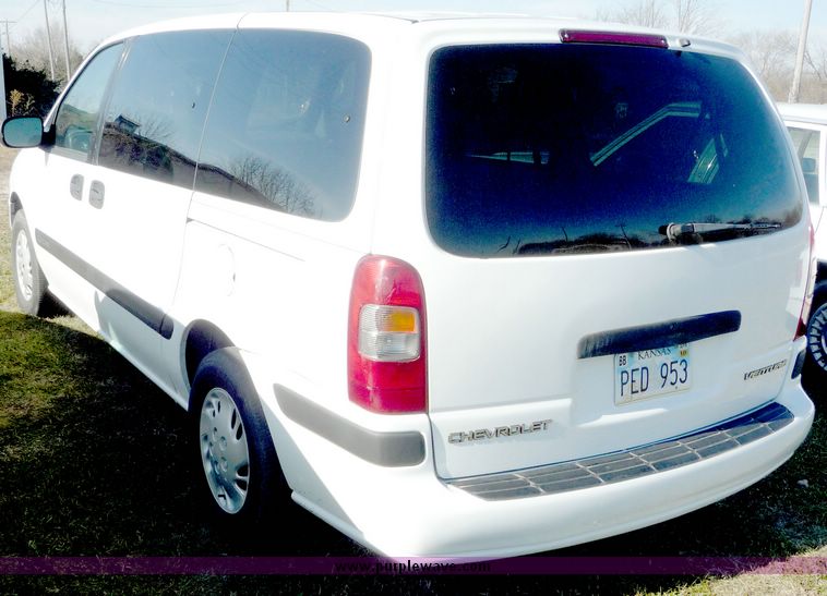 image for item 5102 1998 Chevrolet Venture