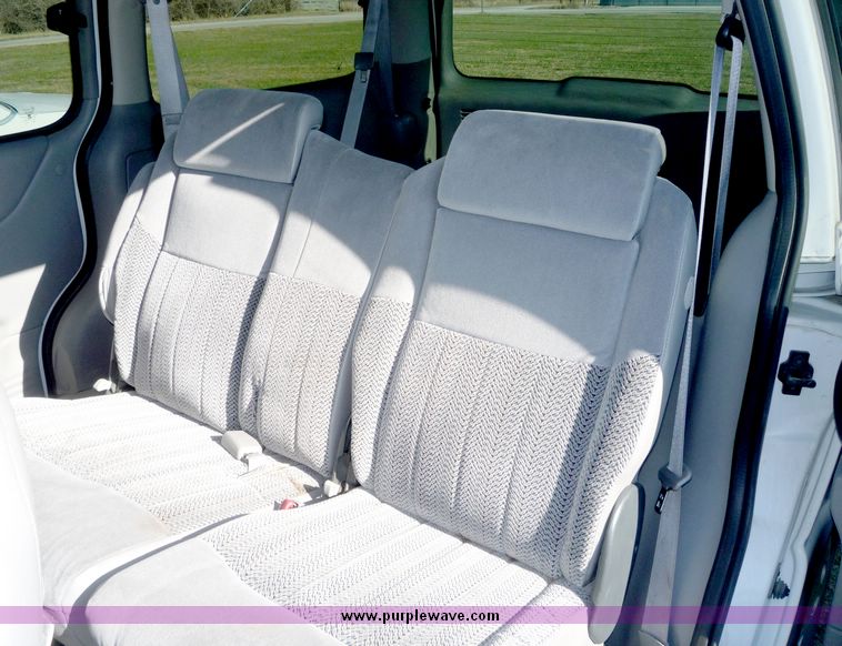 image for item 5102 1998 Chevrolet Venture