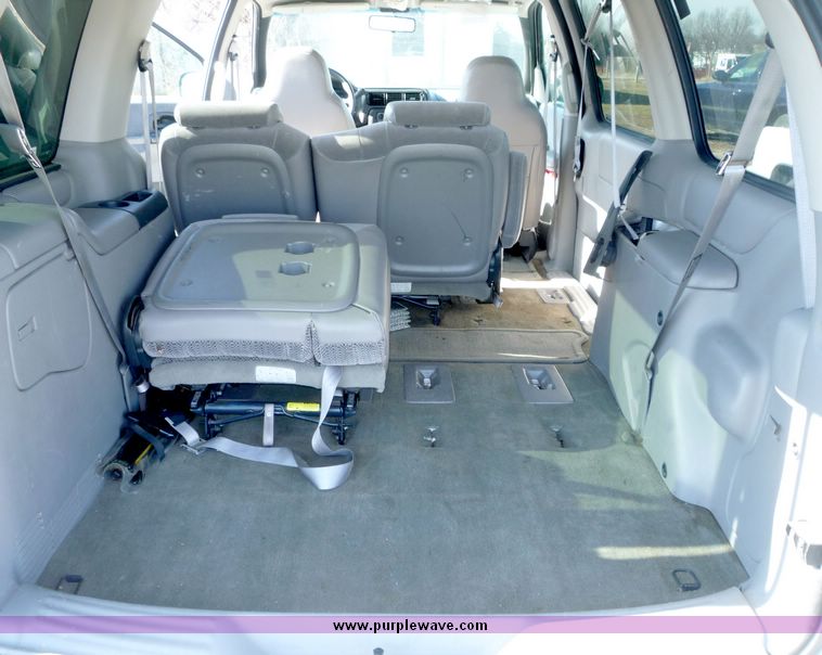 image for item 5102 1998 Chevrolet Venture