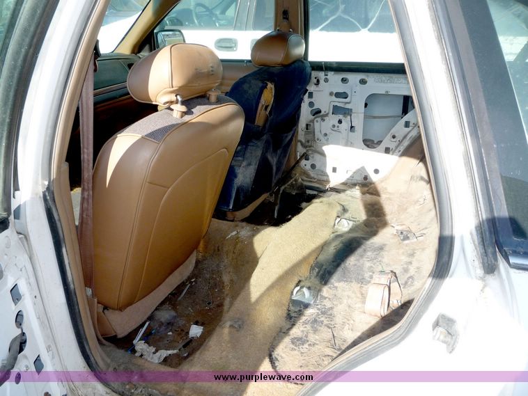 image for item 5103 1995 Ford Crown Victoria Police Interceptor