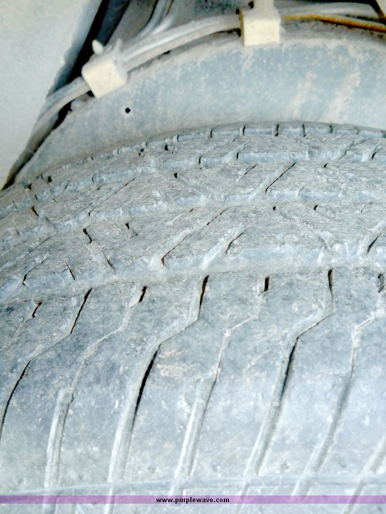 image for item 5103 1995 Ford Crown Victoria Police Interceptor