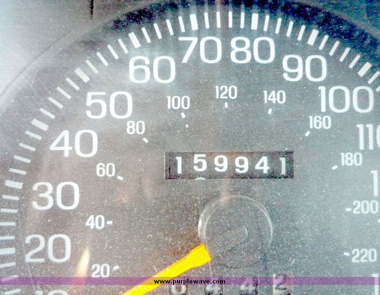 image for item 5104 1997 Ford Crown Victoria Police Interceptor