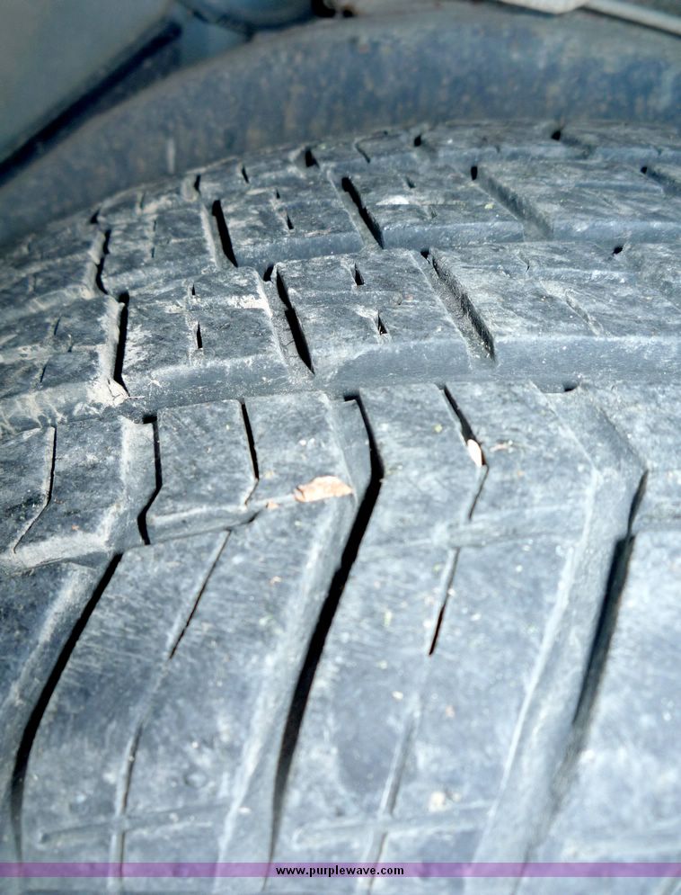 image for item 5104 1997 Ford Crown Victoria Police Interceptor