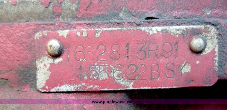 image for item 5105 International 464 tractor