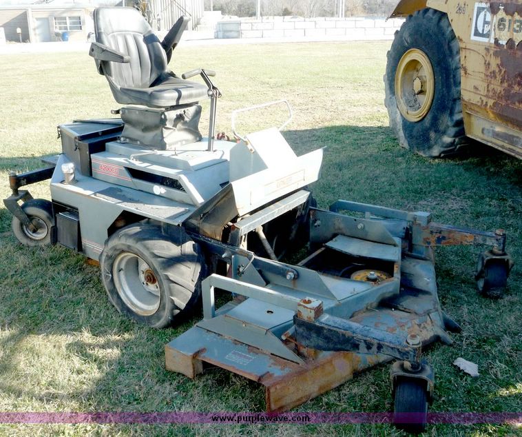 image for item 5108 Grazer 4200CD mower