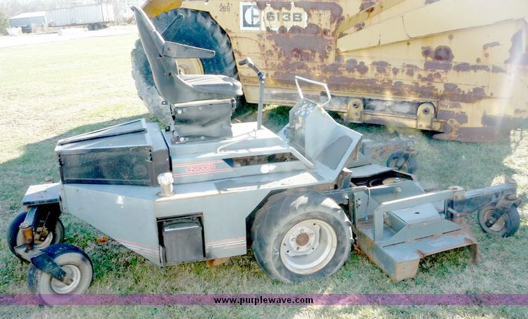 image for item 5108 Grazer 4200CD mower