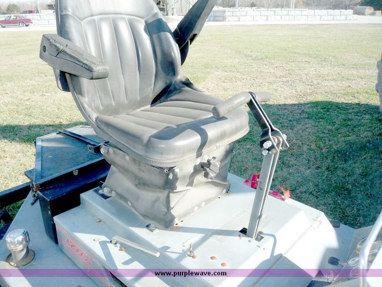 image for item 5108 Grazer 4200CD mower