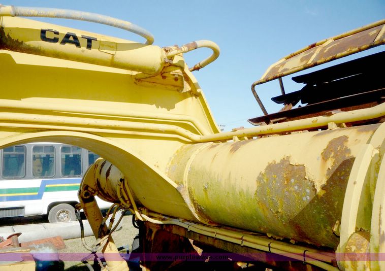 image for item 5109 1979 Caterpillar 613B paddle scraper