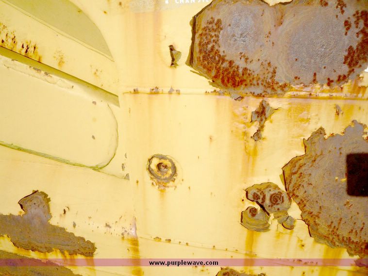 image for item 5109 1979 Caterpillar 613B paddle scraper