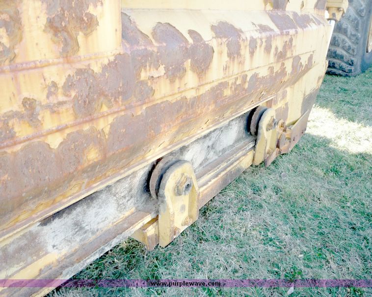 image for item 5109 1979 Caterpillar 613B paddle scraper