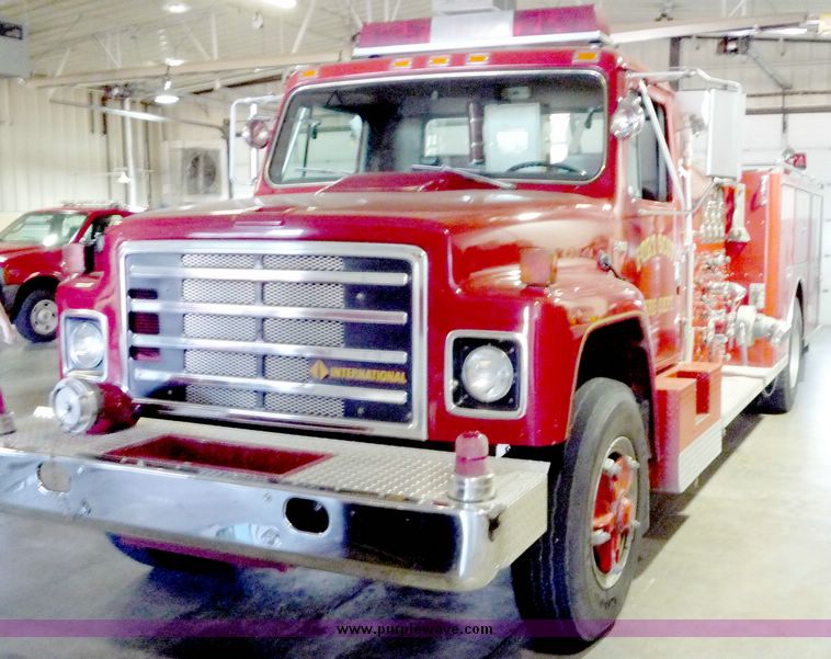 image for item 5120 1978 International S 1954 fire truck