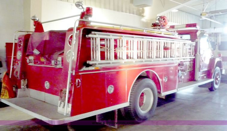 image for item 5120 1978 International S 1954 fire truck