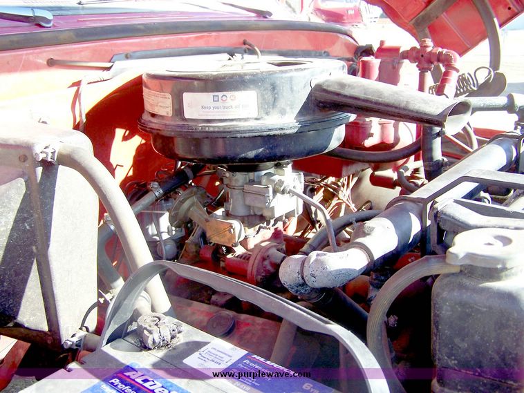 image for item 8429 1971 Chevrolet C50 fire tanker truck