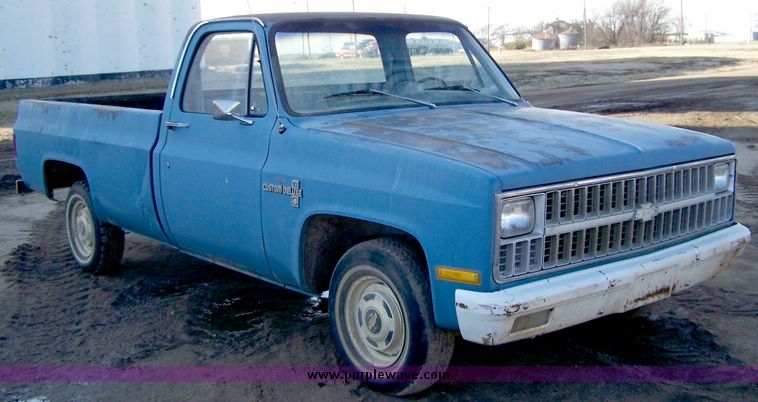 image for item 8432 1981 Chevrolet C10