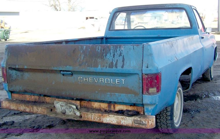 image for item 8432 1981 Chevrolet C10