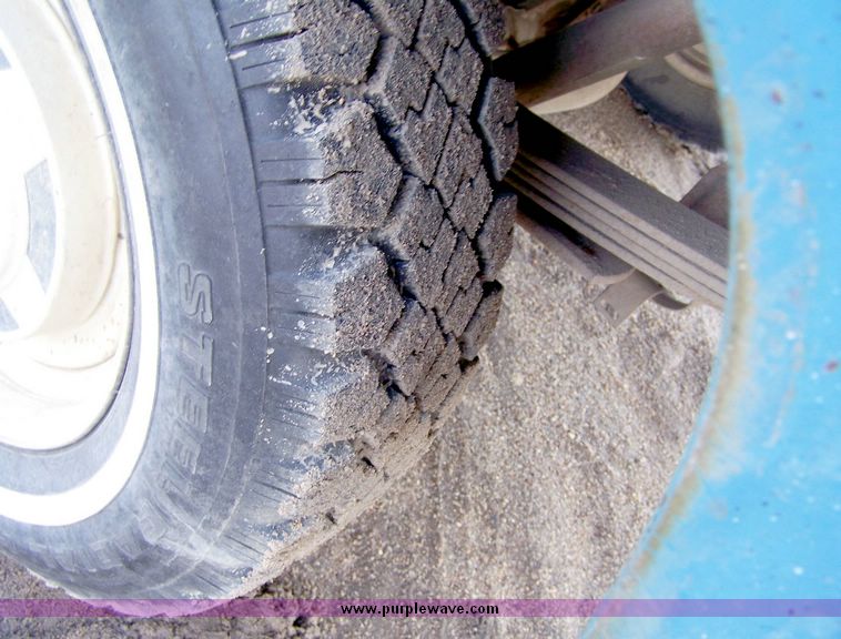 image for item 8432 1981 Chevrolet C10