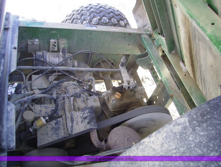 image for item 1002 2004 John Deere Gator 4x2 utility vehicle