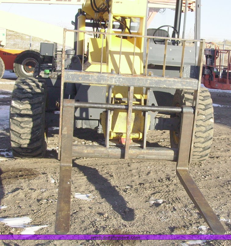 image for item 1005 2005 Gehl RS5 telehandler