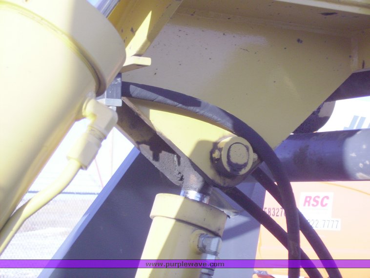 image for item 1005 2005 Gehl RS5 telehandler