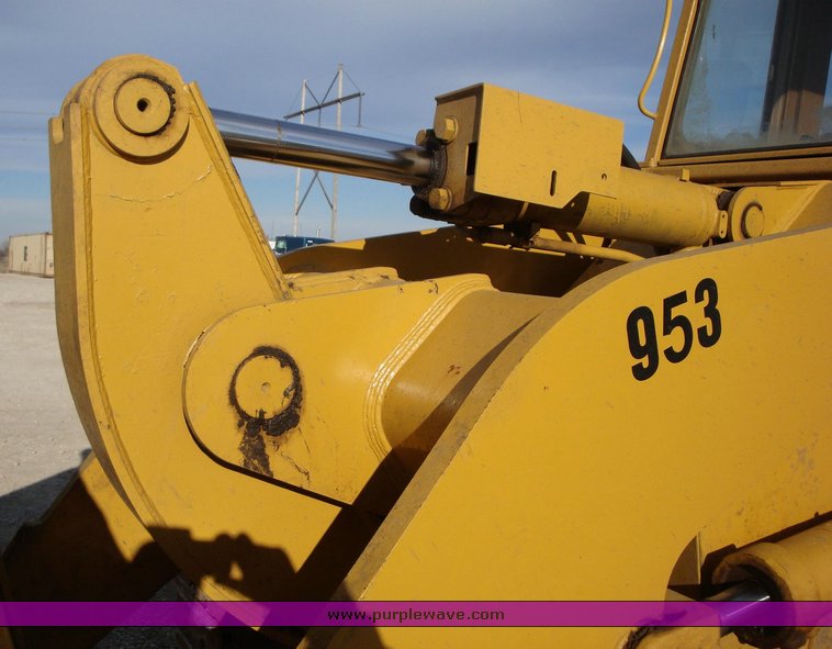 image for item 1204 1986 Caterpillar 953 track loader