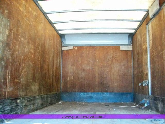 image for item 1501 1999 Freightliner Medium Conventional FL70 box truck