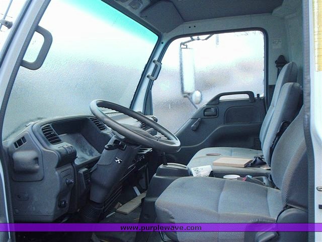 image for item 1504 2003 GMC W4500 box truck