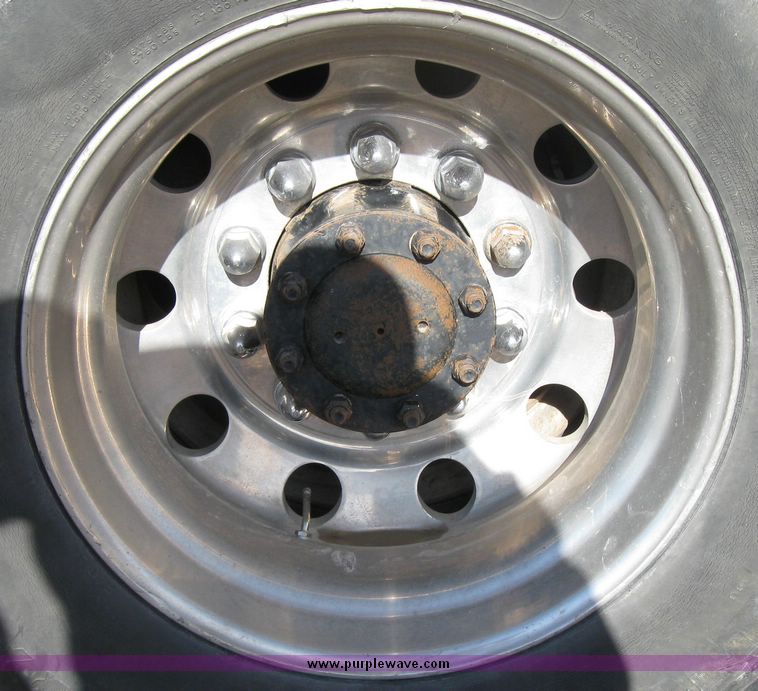 image for item 3169 1996 GMC Topkick C7H064 dump truck