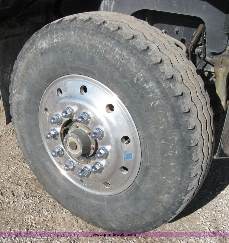 image for item 3169 1996 GMC Topkick C7H064 dump truck