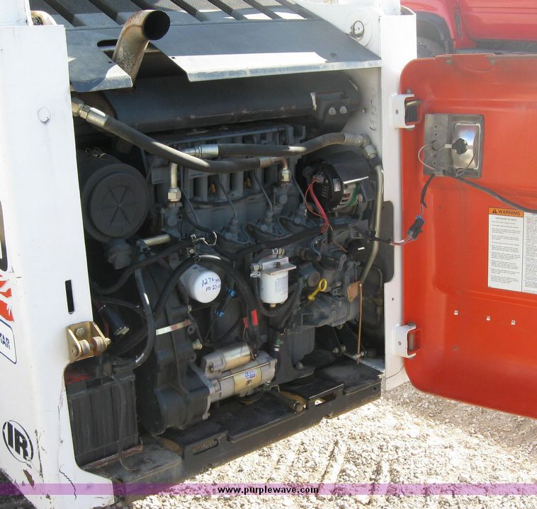 image for item 3170 2002 Bobcat S250 skid steer