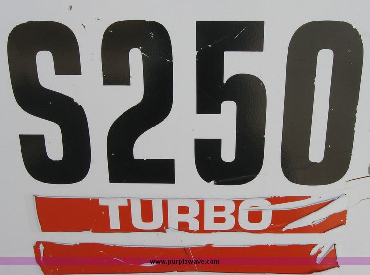 image for item 3170 2002 Bobcat S250 skid steer