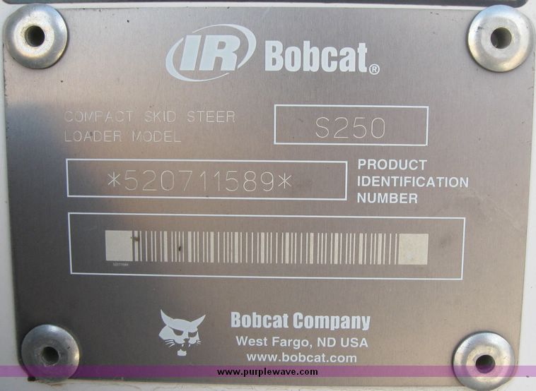 image for item 3170 2002 Bobcat S250 skid steer