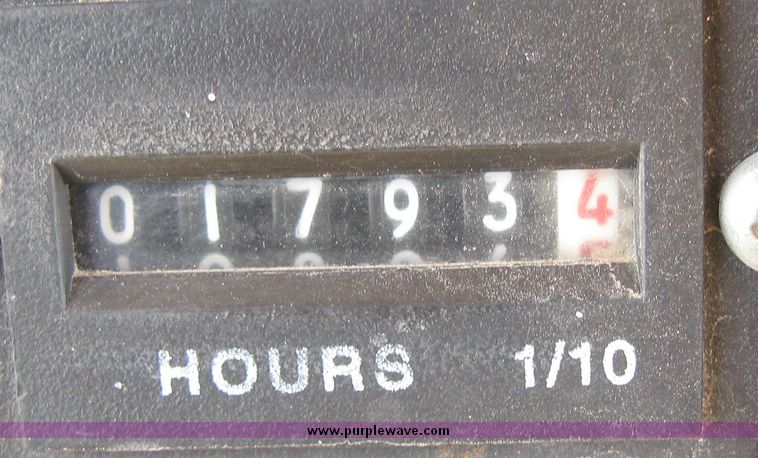 image for item 3171 1998 John Deere 455G Series IV track loader