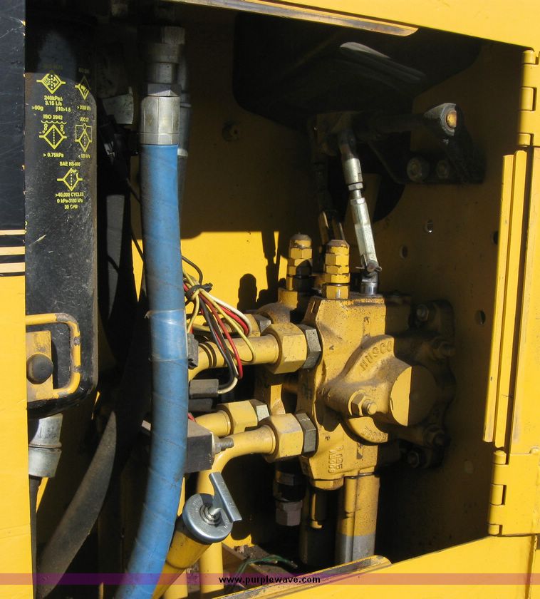 image for item 3171 1998 John Deere 455G Series IV track loader