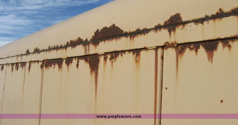 image for item 3172 1978 14' metal enclosed trailer