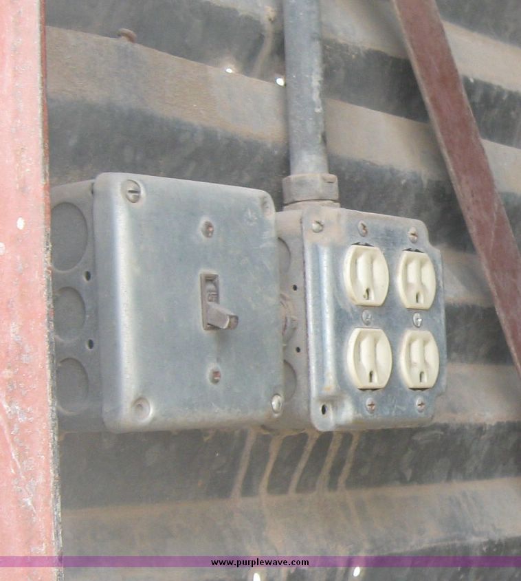 image for item 3173 14' shop built job site trailer