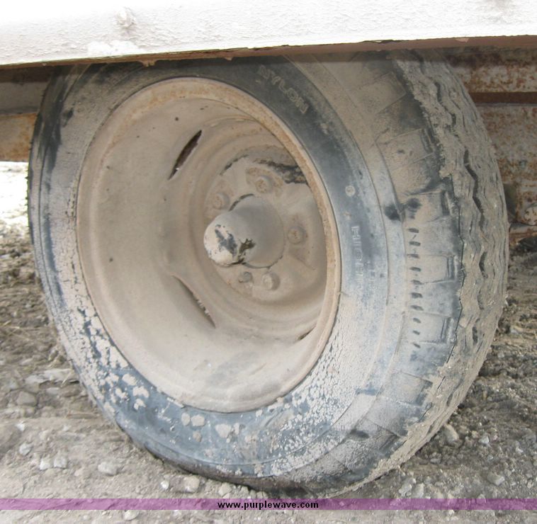 image for item 3173 14' shop built job site trailer