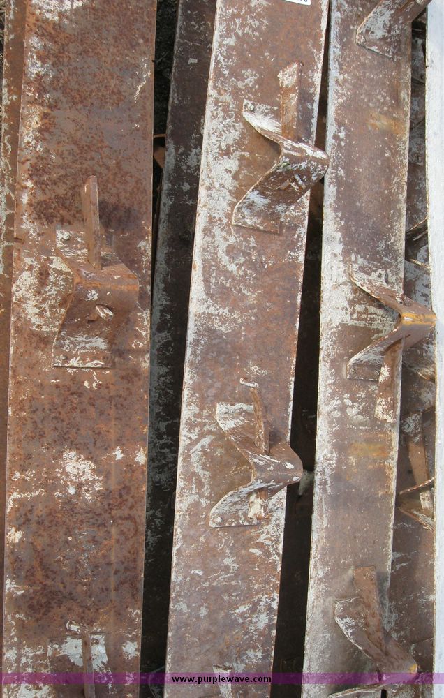 image for item 3176 Approximately 12 6" metal radius forms