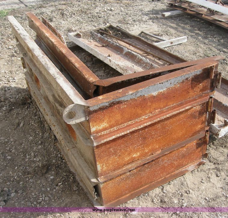 image for item 3177 Concrete Jumbo forms